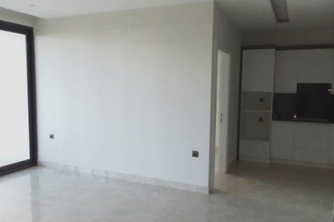 2+1 Lejlighed  i Mahmutlar, Antalya, Tyrkiet Nr. 5735 - 2