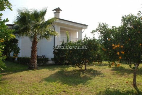 5+1 Villa  i Kemer, Antalya, Tyrkiet Nr. 9604 - 1