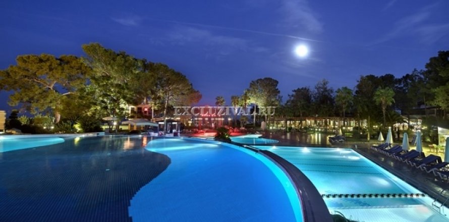 4+1 Villa  i Kemer, Antalya, Tyrkiet Nr. 9846