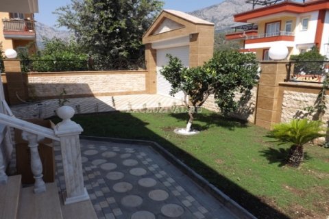 6+1 Villa  i Kemer, Antalya, Tyrkiet Nr. 9881 - 2