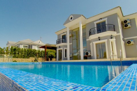 3+2 Villa  i Girne,  Nr. 15821 - 6