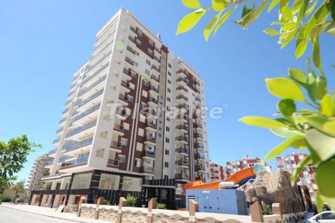 2+1 Lejlighed  i Mahmutlar, Antalya, Tyrkiet Nr. 3507 - 2