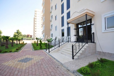 2+1 Lejlighed  i Mahmutlar, Antalya, Tyrkiet Nr. 3856 - 4