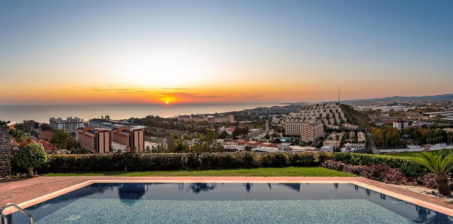 3+1 Villa  i Konakli, Antalya, Tyrkiet Nr. 37102