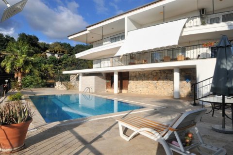 3+1 Villa  i Alanya, Antalya, Tyrkiet Nr. 43363 - 1