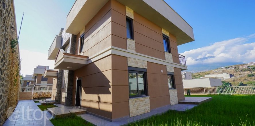 3+1 Villa  i Alanya, Antalya, Tyrkiet Nr. 46344