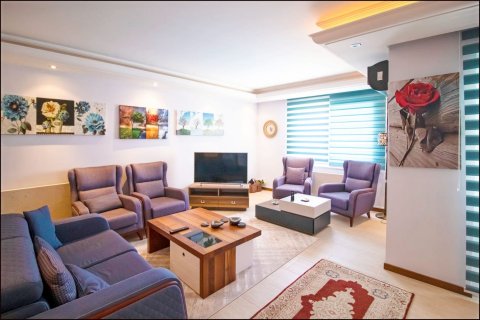 2+1 Lejlighed  i Mahmutlar, Antalya, Tyrkiet Nr. 53080 - 1