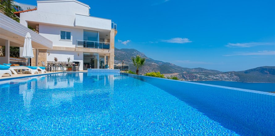 6+1 Villa  i Antalya, Tyrkiet Nr. 61282