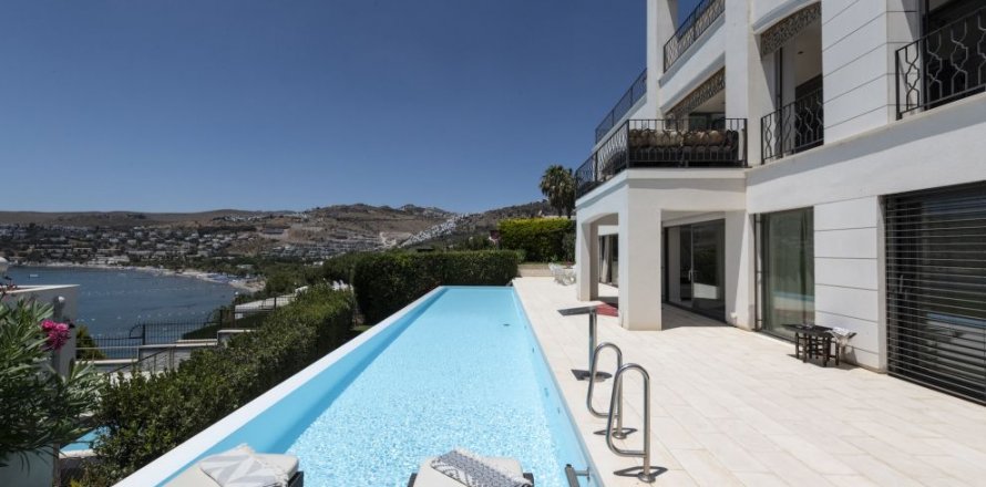 6+2 Villa  i Bodrum, Mugla, Tyrkiet Nr. 61656