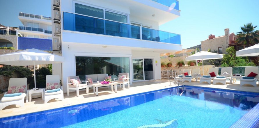 4+1 Villa  i Antalya, Tyrkiet Nr. 61338