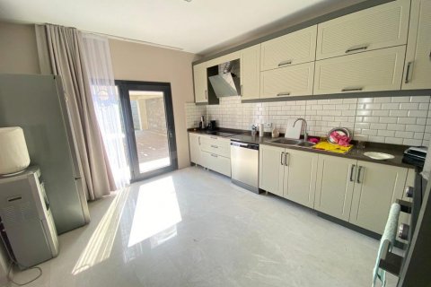 5+1 Villa  i Bodrum, Mugla, Tyrkiet Nr. 64514 - 11