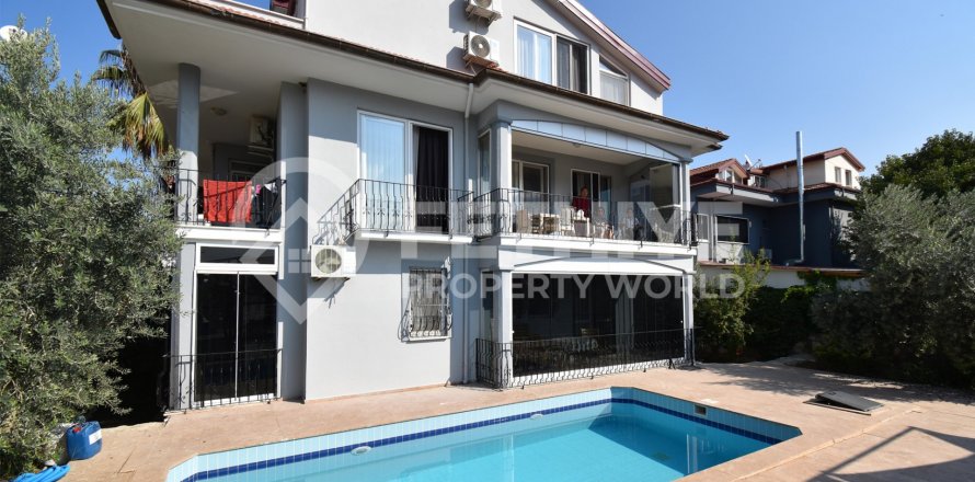 3+1 Lejlighed  i Fethiye, Mugla, Tyrkiet Nr. 64143