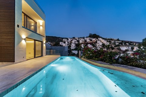 4+0 Villa  i Bodrum, Mugla, Tyrkiet Nr. 64272 - 3