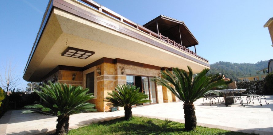 3+1 Villa  i Kemer, Antalya, Tyrkiet Nr. 70279