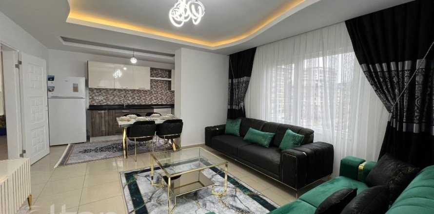 2+1 Lejlighed  i Mahmutlar, Antalya, Tyrkiet Nr. 70354