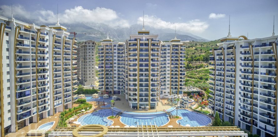 3+1 Lejlighed  i Mahmutlar, Antalya, Tyrkiet Nr. 69340