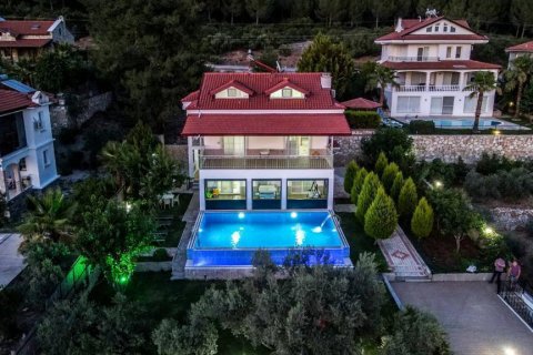 5+1 Villa  i Fethiye, Mugla, Tyrkiet Nr. 69778 - 1