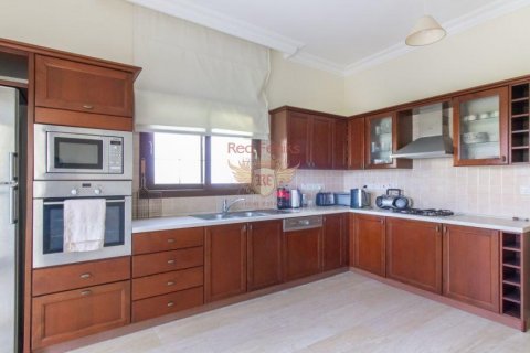 4+1 Villa  i Girne,  Nr. 71282 - 12