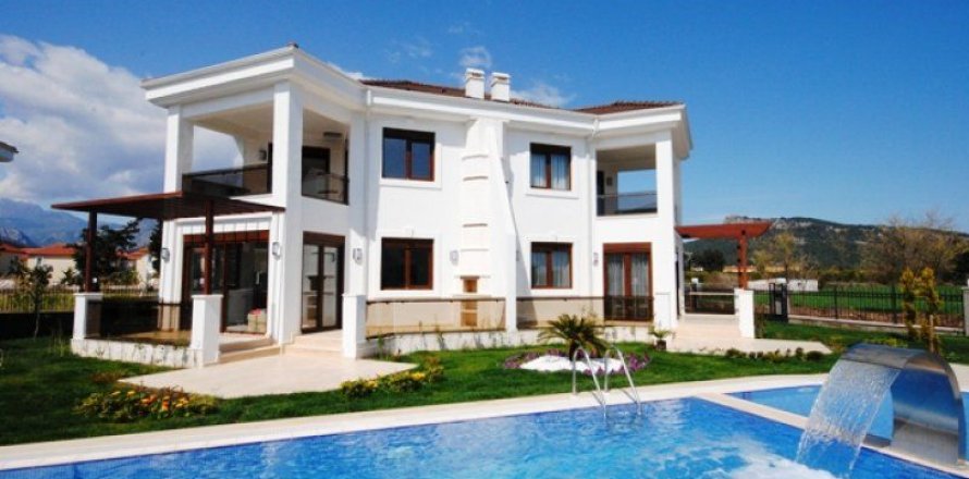 3+1 Villa  i Kemer, Antalya, Tyrkiet Nr. 70282