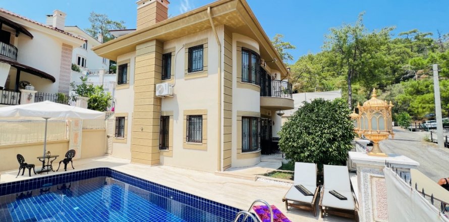 3+1 Villa  i Marmaris, Mugla, Tyrkiet Nr. 76408