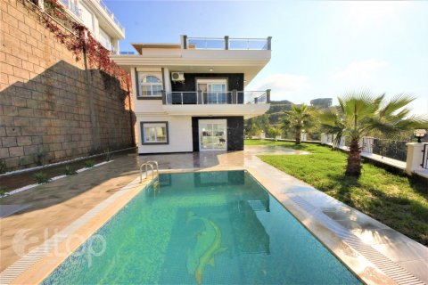 3+1 Villa  i Alanya, Antalya, Tyrkiet Nr. 64263 - 3