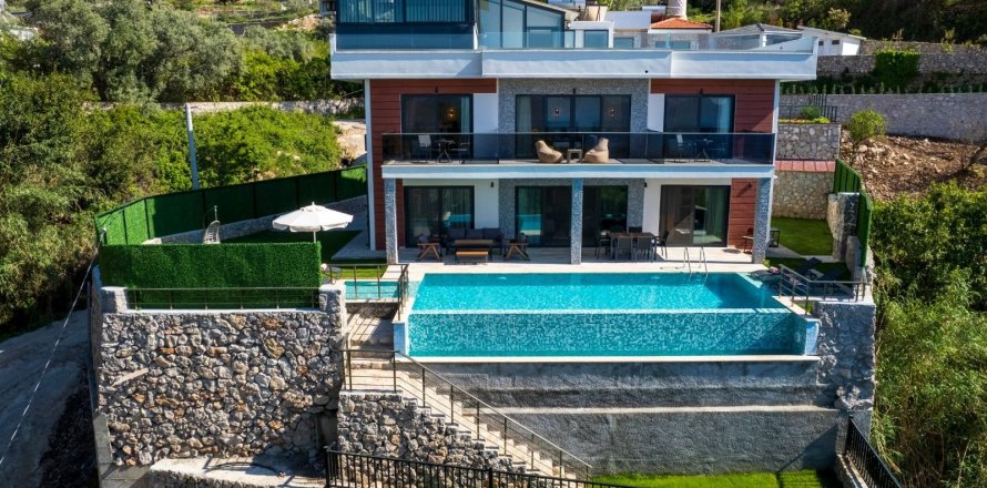 4+1 Villa  i Fethiye, Mugla, Tyrkiet Nr. 76272