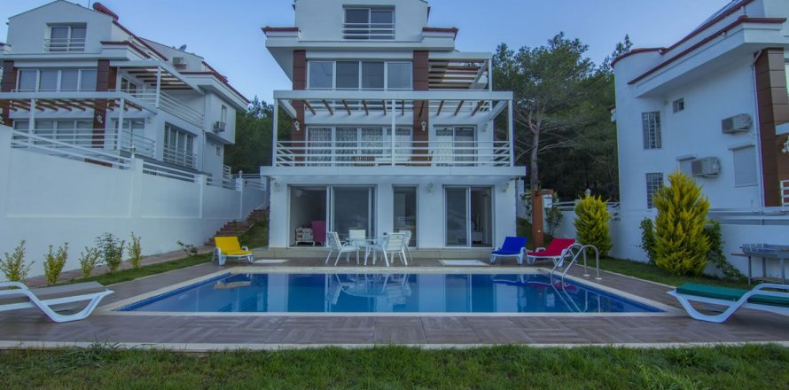 5+1 Villa  i Gocek, Mugla, Tyrkiet Nr. 76695