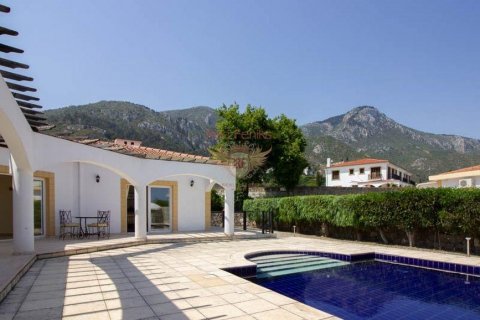 3+1 Villa  i Girne,  Nr. 77084 - 2