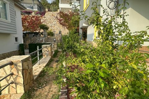 3+1 Villa  i Alanya, Antalya, Tyrkiet Nr. 83032 - 5