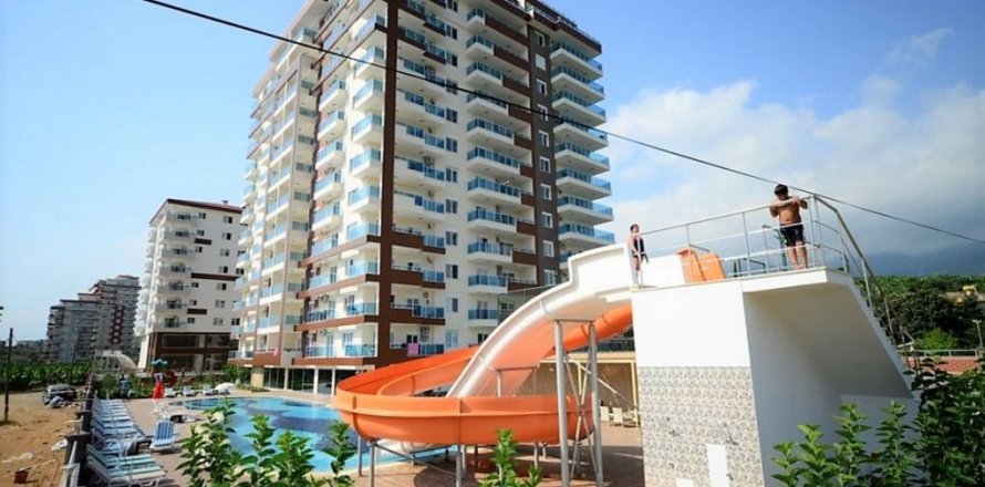 2+1 Lejlighed  i Mahmutlar, Antalya, Tyrkiet Nr. 82976