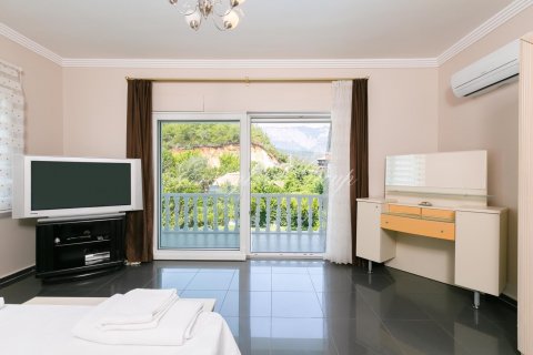 5+1 Villa  in Kemer, Antalya, Türkei Nr. 9896 - 16