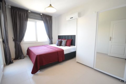 2+1 Wohnung  in Mahmutlar, Antalya, Türkei Nr. 27915 - 9