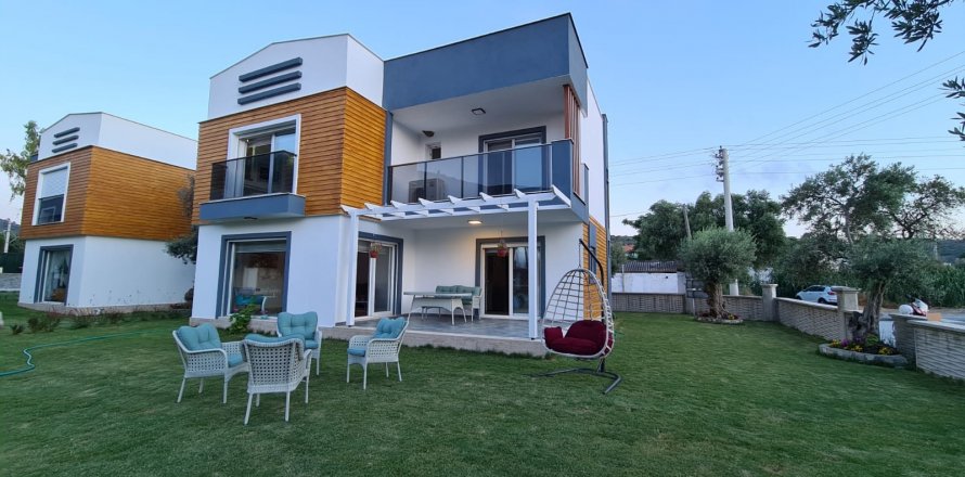 4+1 Villa  in Kusadasi, Aydin, Türkei Nr. 28526