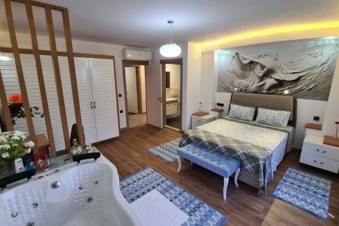 4+1 Villa  in Kusadasi, Aydin, Türkei Nr. 28526 - 9