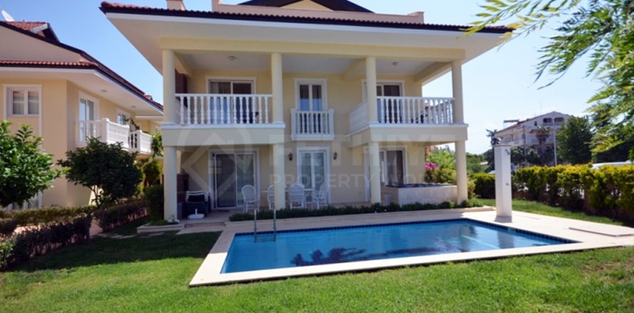 4+1 Villa  in Fethiye, Mugla, Türkei Nr. 38706