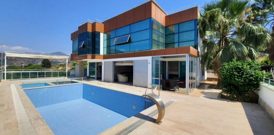 5+1 Villa  in Alanya, Antalya, Türkei Nr. 39938