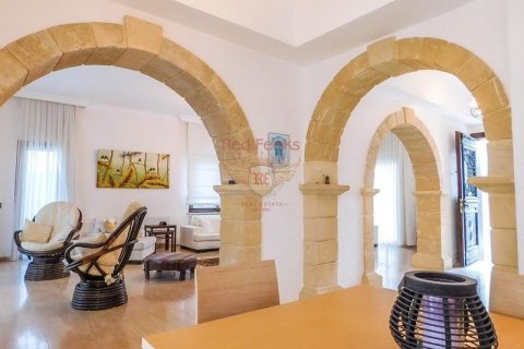 4+1 Villa  in Girne,  Nr. 48016 - 22