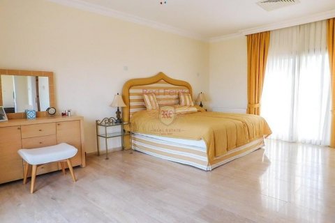 4+1 Villa  in Girne,  Nr. 48016 - 18