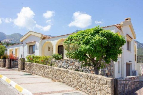 3+1 Villa  in Girne,  Nr. 48131 - 24