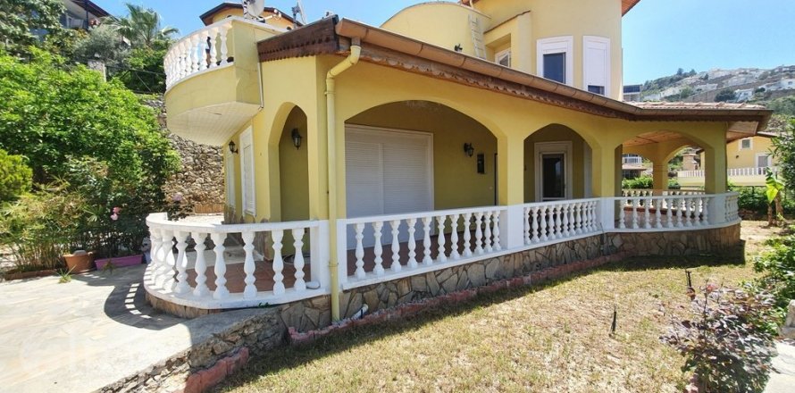 3+1 Villa  in Alanya, Antalya, Türkei Nr. 60480