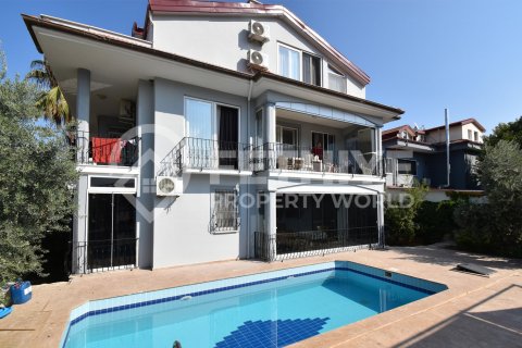 3+1 Wohnung  in Fethiye, Mugla, Türkei Nr. 64143 - 1