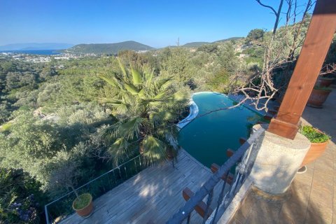 4+2 Villa  in Bodrum, Mugla, Türkei Nr. 63649 - 5