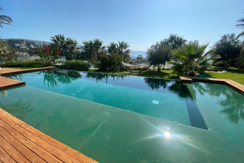 7+2 Villa  in Bodrum, Mugla, Türkei Nr. 62615 - 5