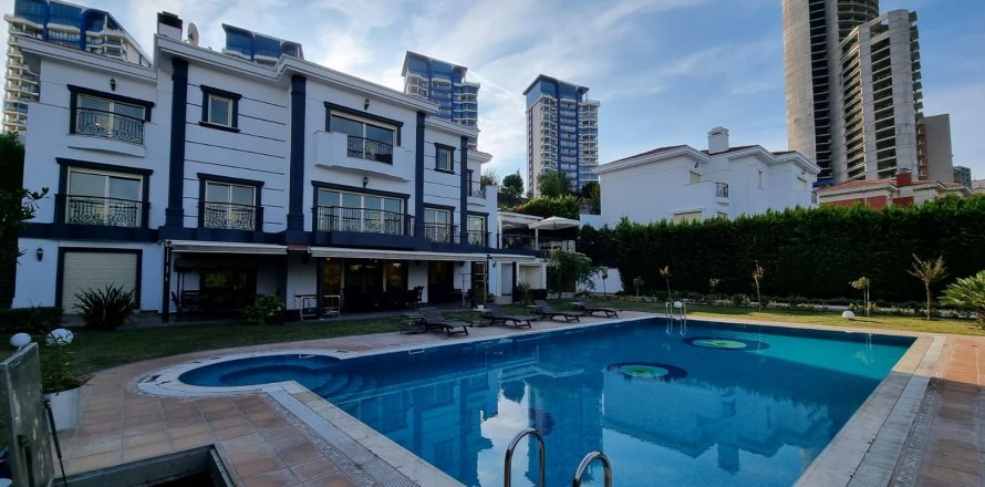10+1 Villa  in Bueyuekcekmece, Istanbul, Türkei Nr. 68568