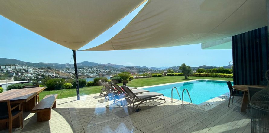 6+1 Villa  in Bodrum, Mugla, Türkei Nr. 69602