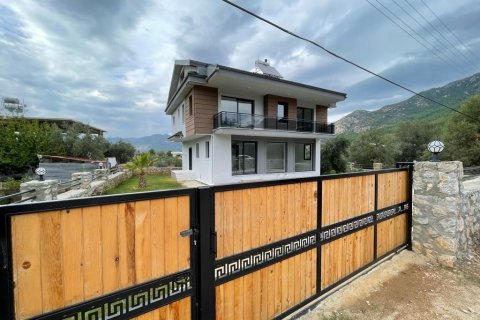 5+1 Villa  in Uzumlu, Erzincan, Türkei Nr. 76377 - 1