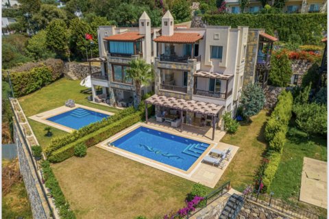 3+1 Wohnung  in Bodrum, Mugla, Türkei Nr. 76337 - 1