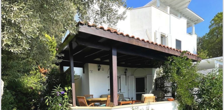 3+1 Villa  in Bodrum, Mugla, Türkei Nr. 74839