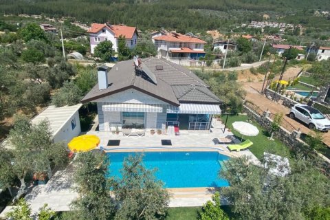 3+1 Villa  in Uzumlu, Erzincan, Türkei Nr. 73840 - 1