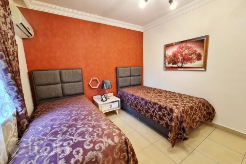 2+1 Wohnung  in Mahmutlar, Antalya, Türkei Nr. 82805 - 8